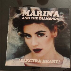 'Electra Heart' Vinyl Record